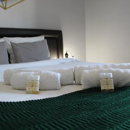 Piedade With Terrace 아파트 알마다